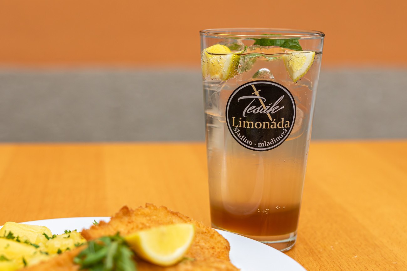 Penzion, restaurace a pivovar U Tesařů Bítov